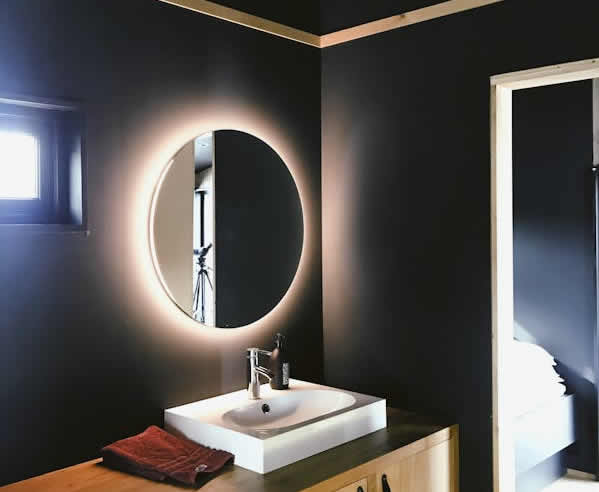 bathroom vanity